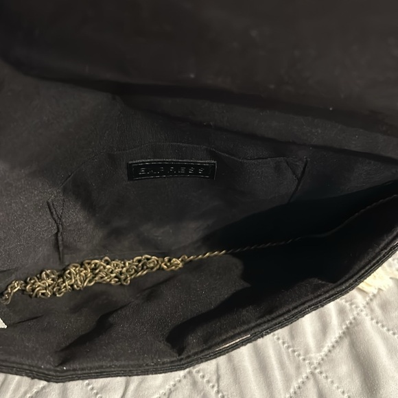 NWT Fringe Detail Clutch - Picture 4 of 6